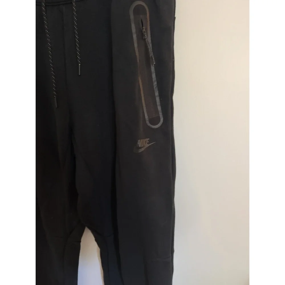 Nike sportswear tech